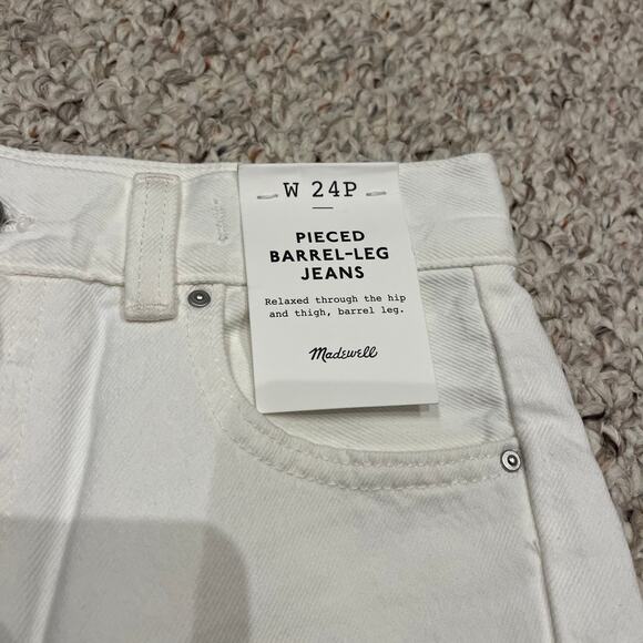 NWT Madewell Pieced Barrel Leg Jeans Sz 24 Petite White Raw Hem Denim Casual - Picture 3 of 8